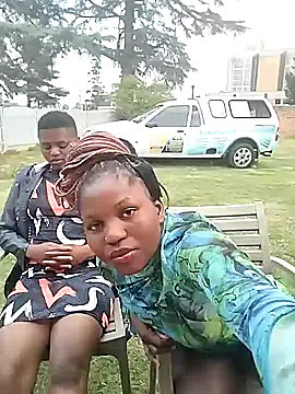 Snapshot of SexySlender_ chatting on 11/12/25, 04:07 SexySlender online show from 11/12/25, 04:07