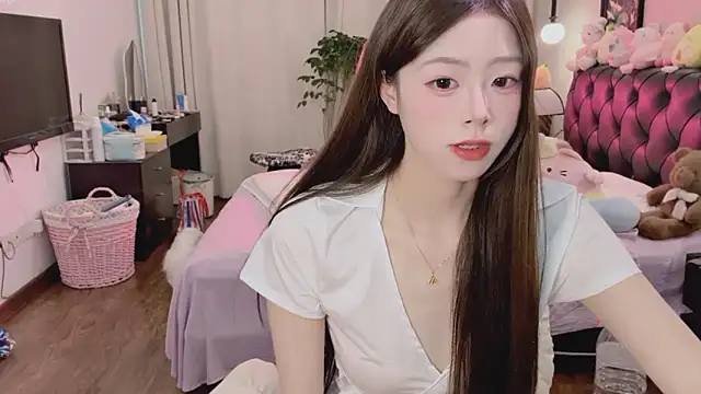 Snapshot of Onecutelittle chatting on 05/16/26, 06:43 Onecutelittle online show from 05/16/26, 06:43