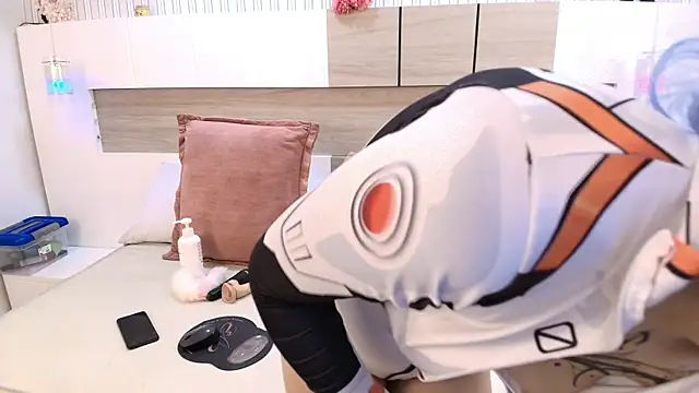 Snapshot of Kaoriabyss_ chatting on 12/13/25, 08:36 Kaoriabyss online show from 12/13/25, 08:36