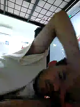Snapshot of oraharoncohen chatting on 07/13/26, 07:38 oraharoncohen online show from 07/13/26, 07:38