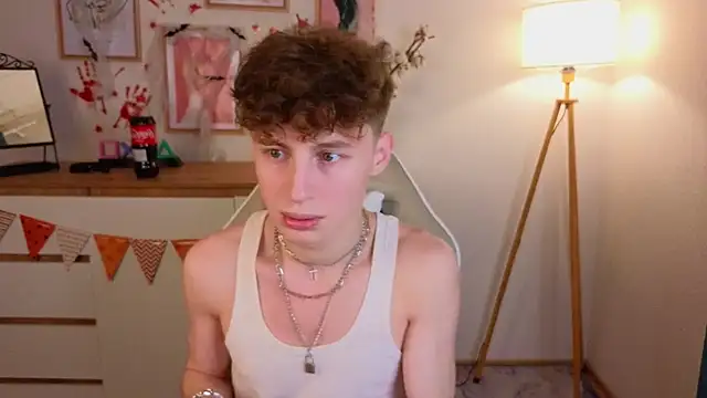 crisp1n online show from 10/24/25, 02:46