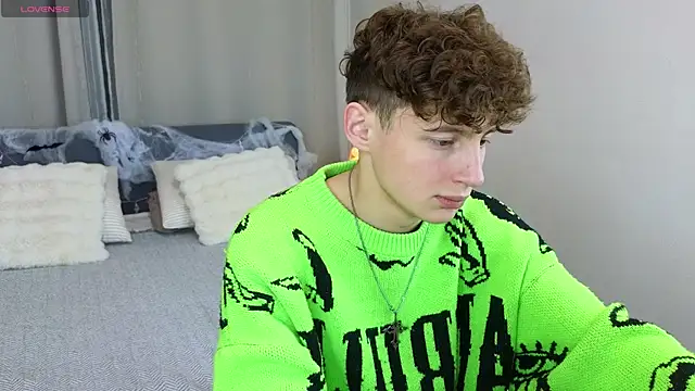 crisp1n online show from 11/08/25, 03:12