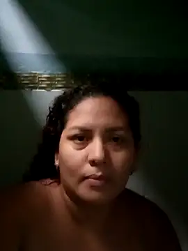 Snapshot of chikis12_ chatting on 12/01/25, 08:58 chikis12 online show from 12/01/25, 08:58