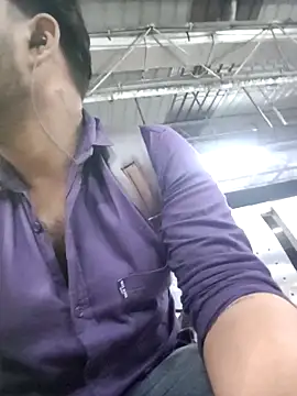 Snapshot of enough_sexy chatting on 10/19/25, 11:16 enough sexy online show from 10/19/25, 11:16