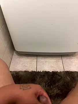 Snapshot of Dev2k22 chatting on 10/18/25, 07:36 Dev2k22 online show from 10/18/25, 07:36