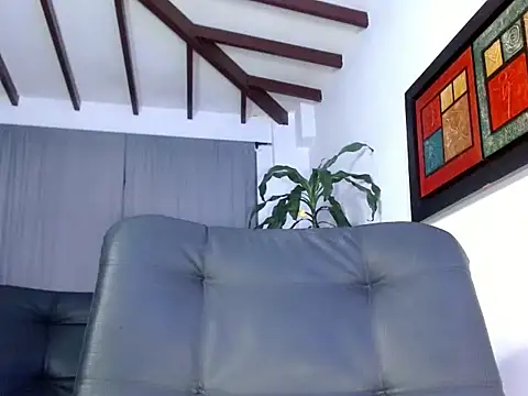 Arya Ali  online show from 11/16/25, 08:09