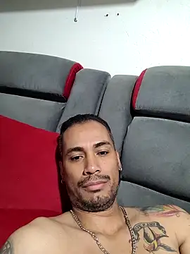 Michell85 online show from 10/24/25, 10:17