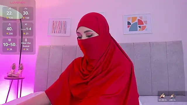 Snapshot of fatiima_ chatting on 11/05/25, 07:03 fatiima online show from 11/05/25, 07:03