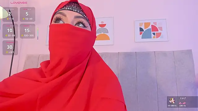 fatiima  online show from 04/24/26, 06:10