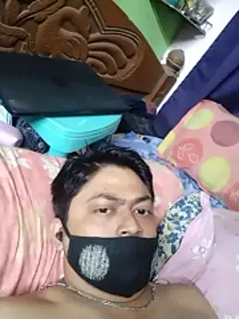 Snapshot of Raj_294000 chatting on 11/04/25, 07:35 Raj 294000 online show from 11/04/25, 07:35