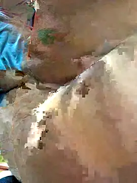 Snapshot of HinayLa chatting on 11/02/25, 08:22 HinayLa online show from 11/02/25, 08:22