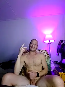 Snapshot of Kinky_Play1 chatting on 10/23/25, 08:29 Kinky Play1 online show from 10/23/25, 08:29