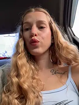 kira mia online show from 07/28/26, 04:39