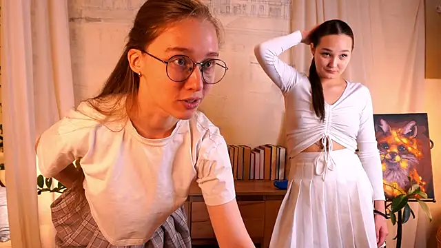 ArianaSweazy online show from 10/25/25, 02:02