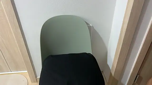 jihoooon 00 online show from 11/28/25, 02:31