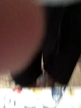 Snapshot of Axe-man_44 chatting on 11/28/25, 11:24 Axe-man 44 online show from 11/28/25, 11:24