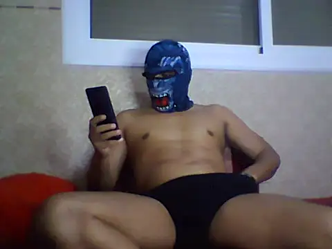 Snapshot of thehardmoroccan93 chatting on 10/26/25, 09:53 thehardmoroccan93 online show from 10/26/25, 09:53