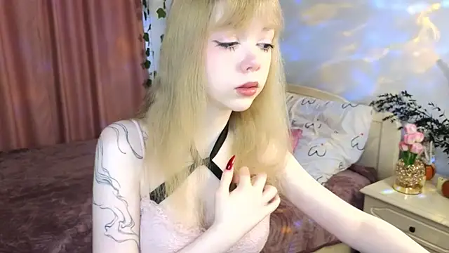 Rochelle Dolly online show from 12/15/25, 11:47