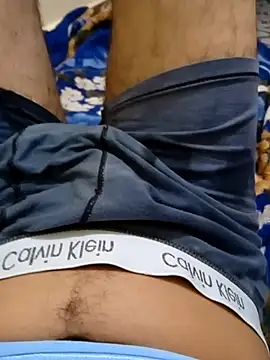 Snapshot of wivolove chatting on 11/09/25, 01:04 wivolove online show from 11/09/25, 01:04