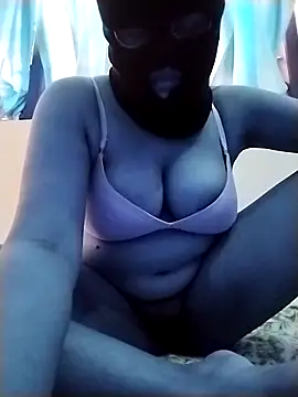 Snapshot of Maaya_devsree chatting on 10/29/25, 08:16 Maaya devsree online show from 10/29/25, 08:16