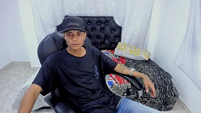 paul booy online show from 10/29/25, 02:25