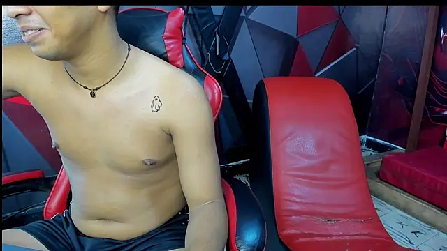 Raphael Latin online show from 10/25/25, 03:58