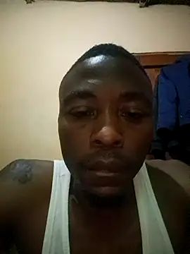 Snapshot of Castro9111 chatting on 07/17/26, 04:41 Castro9111 online show from 07/17/26, 04:41