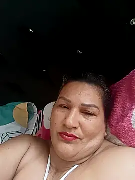 Snapshot of estrellita-sexy chatting on 10/21/25, 05:35 estrellita-sexy online show from 10/21/25, 05:35