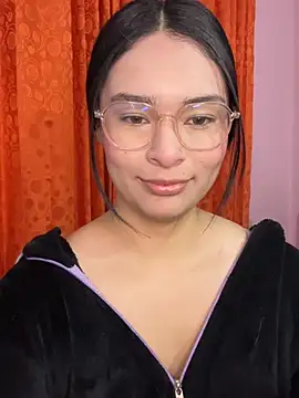 Isa doux online show from 07/27/26, 03:13