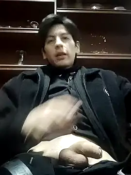 Snapshot of Carriata_larry chatting on 11/18/25, 03:45 Carriata larry online show from 11/18/25, 03:45