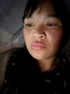 chipu06 online show from 11/21/25, 11:14