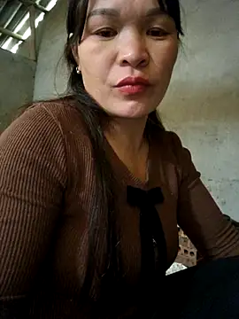 chipu06 online show from 12/05/25, 05:27