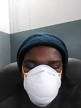 loVbRo1 online show from 11/02/25, 10:56