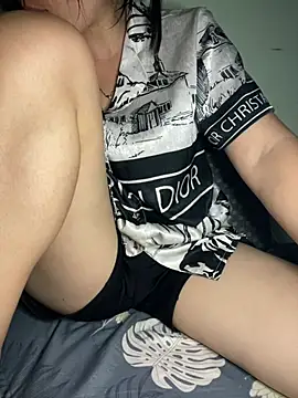 Winny-sexy online show from 07/14/26, 02:12
