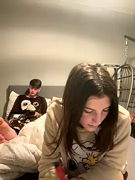 Brunnettebabe007 online show from 11/26/25, 11:50