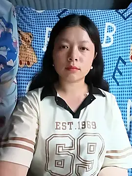 lisa-bae00 online show from 06/07/26, 12:42