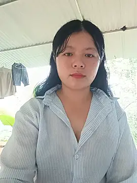 lisa-bae00 online show from 07/14/26, 10:21