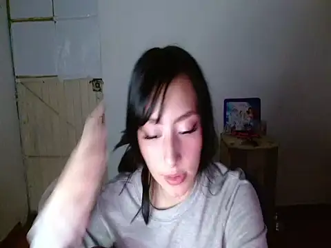 fresita streamer online show from 10/24/25, 05:37