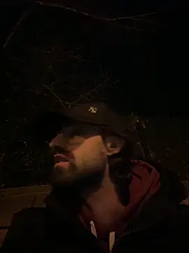 Snapshot of Paapii1098 chatting on 12/14/25, 09:08 Paapii1098 online show from 12/14/25, 09:08