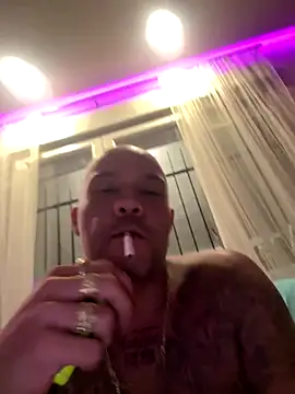 gitanoMad online show from 10/27/25, 01:20