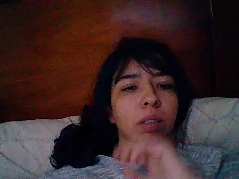 Snapshot of RedVelvet420 chatting on 10/21/25, 05:08 RedVelvet420 online show from 10/21/25, 05:08