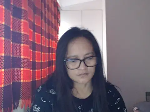 Kinkybela2025 online show from 06/05/26, 01:01