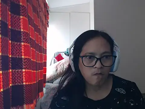 Kinkybela2025 online show from 06/18/26, 01:17