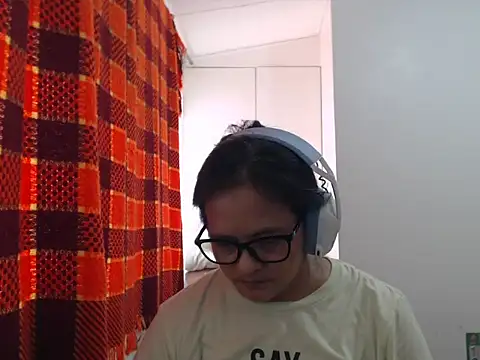 Kinkybela2025 online show from 07/02/26, 03:23