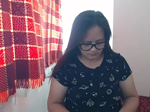 Kinkybela2025 online show from 07/04/26, 11:11