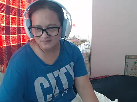 Kinkybela2025 online show from 07/05/26, 11:45