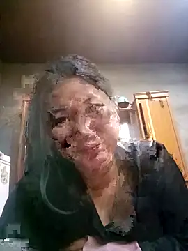 Snapshot of emlylin chatting on 10/21/25, 01:45 emlylin online show from 10/21/25, 01:45