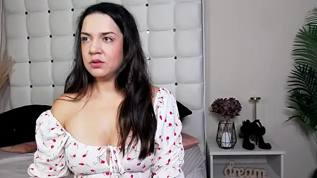 Snapshot of AlsouKass chatting on 11/07/25, 07:30 AlsouKass online show from 11/07/25, 07:30