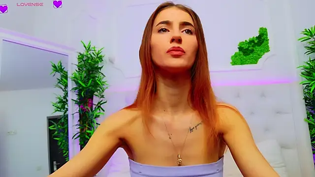 ElisaCharm online show from 11/11/25, 03:50