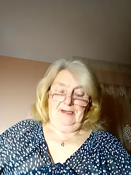 AmyLove353 online show from 11/22/25, 08:19